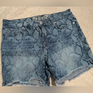 Seven Jeans Snake print denim shorts Sz 10